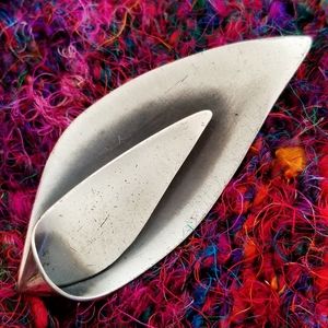 Vintage Sterling Silver calla lily brooch Leuf handwrought 925 floral pin